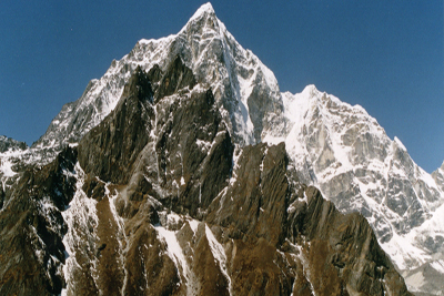 Ascension Lobuche Est ou Ouest Peak